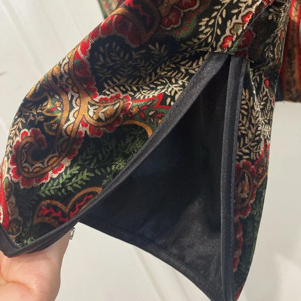 MSK Velvet & Satin Floral Paisley Mandarin Button Up Top | Size PS - Picture 4 of 7